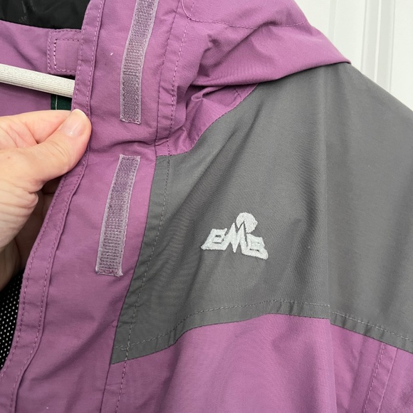 Women's EMS Gore-tex jacket hiking, xc skiing, snowshoeing, dog walks - Picture 7 of 15